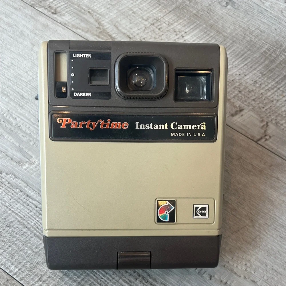 Kodak Partytime Instant Camera - Tan and Black